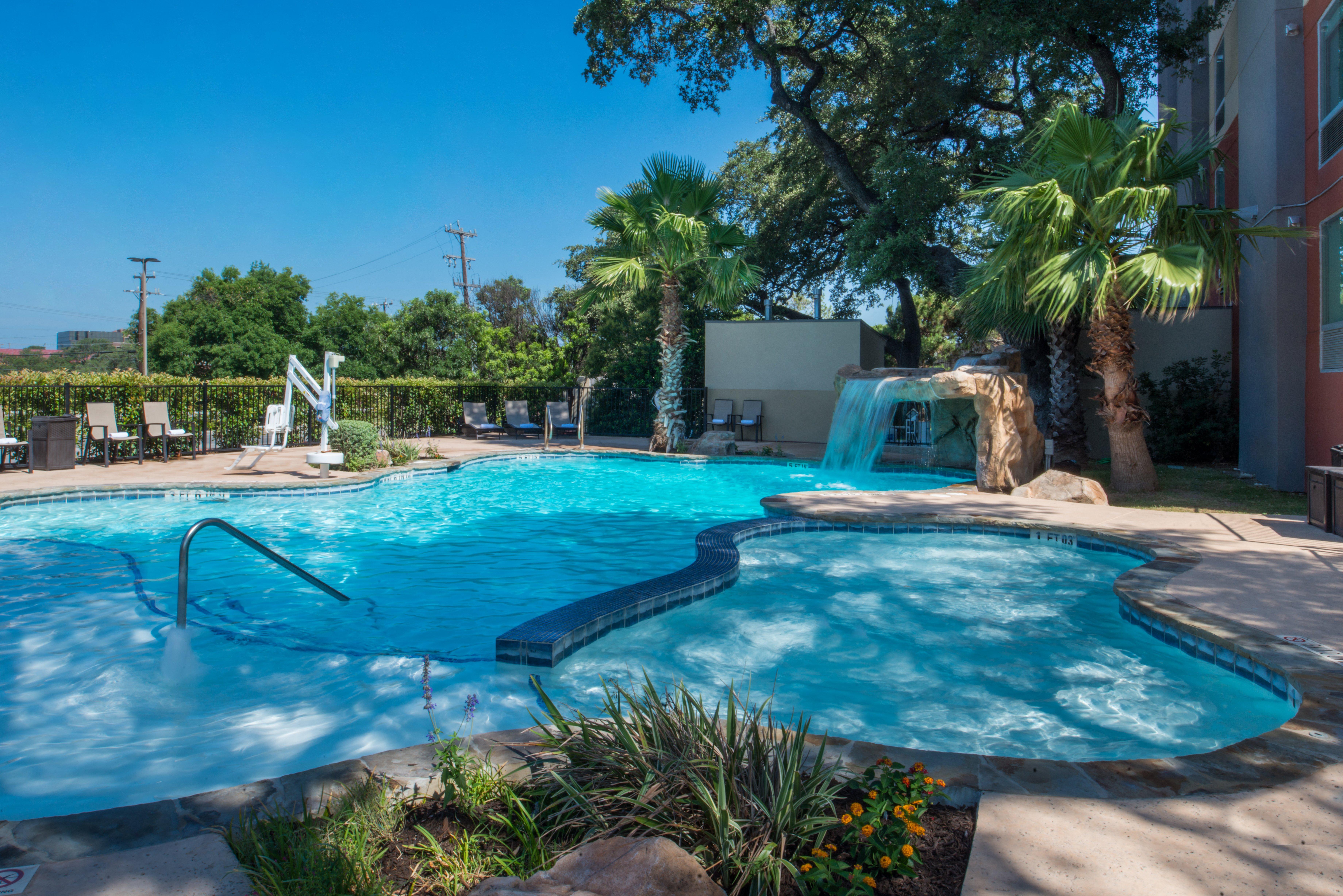 Holiday Inn Express & Suites San Antonio Medical - Six Flags By Ihg Luaran gambar